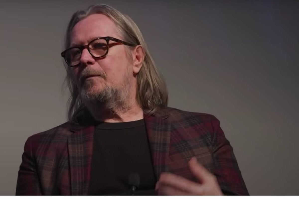 Acteur Gary Oldman was een alcoholist: 'Dronk minibar leeg na werkdag'