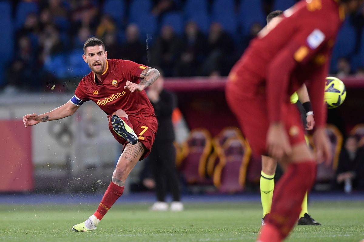 Van Hanegem woest op AS Roma-spelers wegens gedrag: 'Het zijn hele enge mensen'