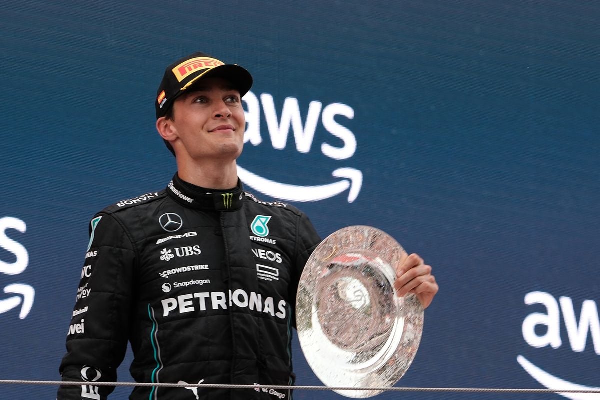 Verstappen verspeelt overwinning in Oostenrijk na touché met Norris, Russell profiteert