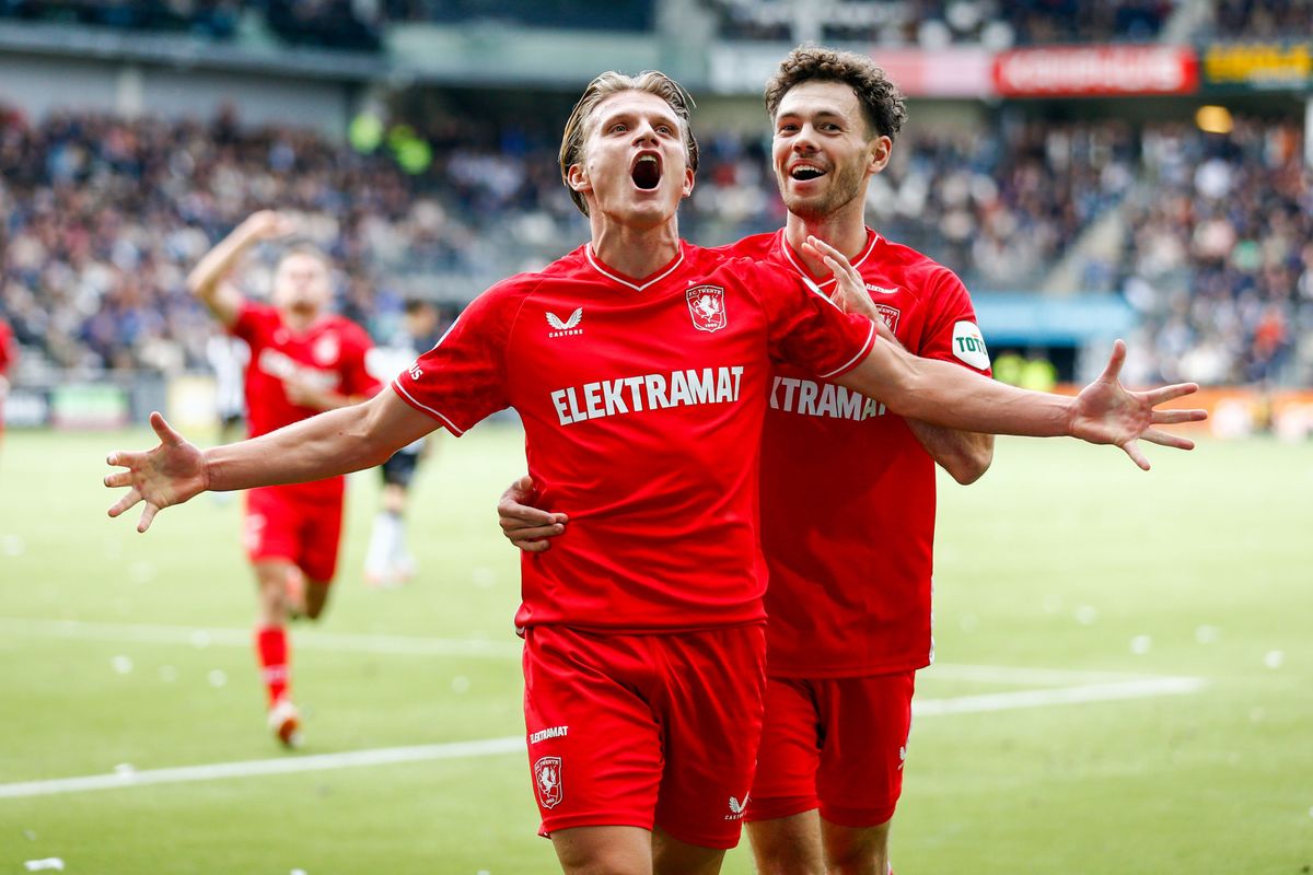 FC Twente-topper heeft nog een lange weg te gaan: 'Aan de bal is hij wat aan de blinde kant'