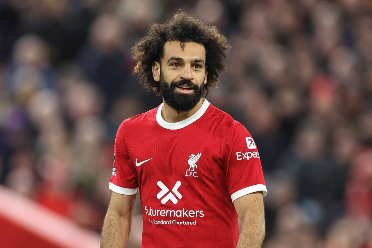Transferperikelen: 'Salah verlaat Liverpool voor nieuwe competitie'