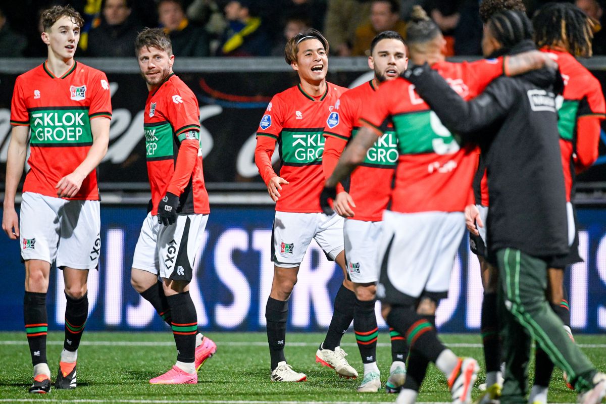 Uitslagen Eredivisie speelronde 31: Vitesse weet eindelijk weer wat winnen is