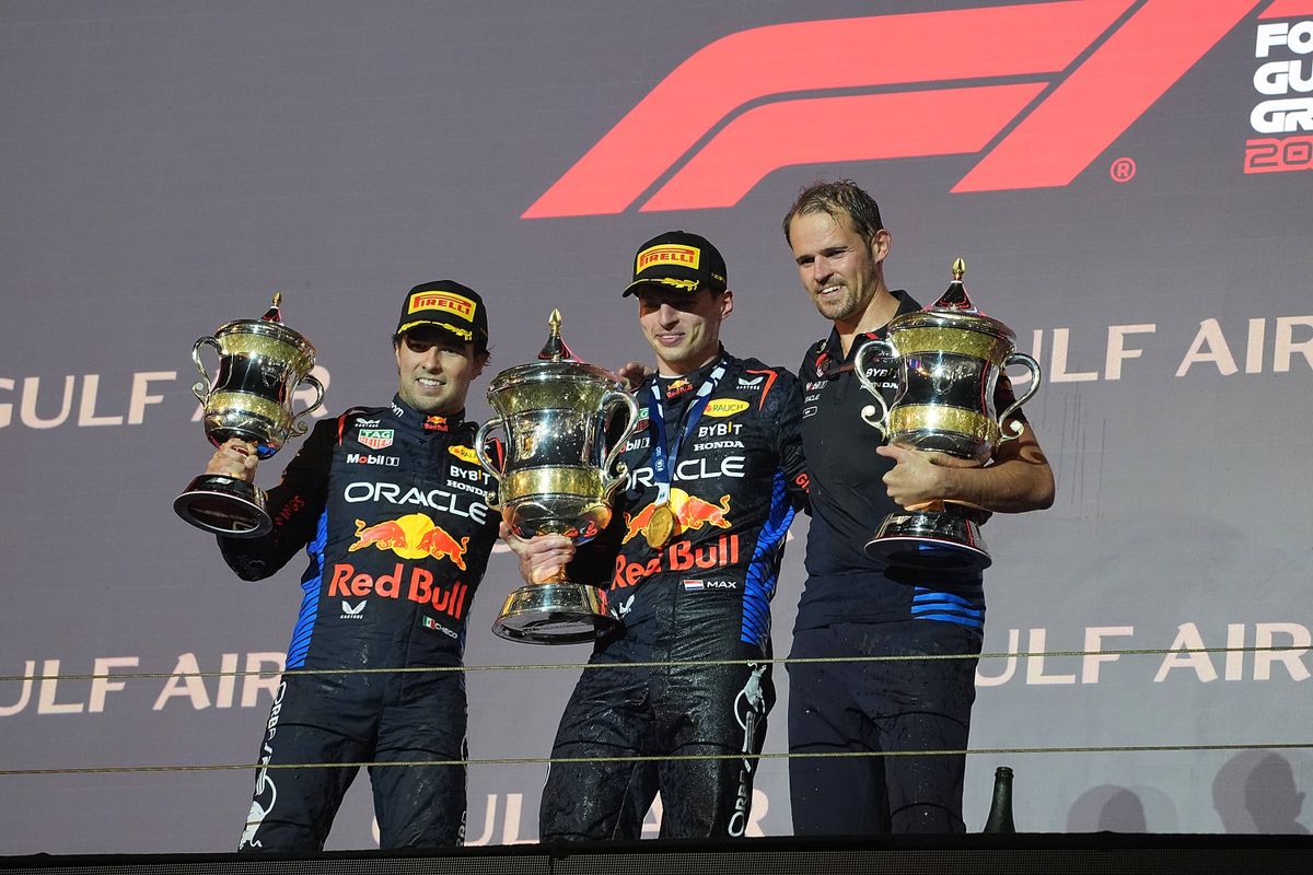 Oppermachtige Verstappen wint de Grand Prix van Bahrein, Pérez pakt net als in 2023 P2