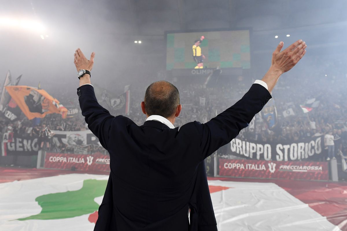 Juventus stuurt woedende coach de laan uit: 'Ik zal je oren van je kop scheuren'