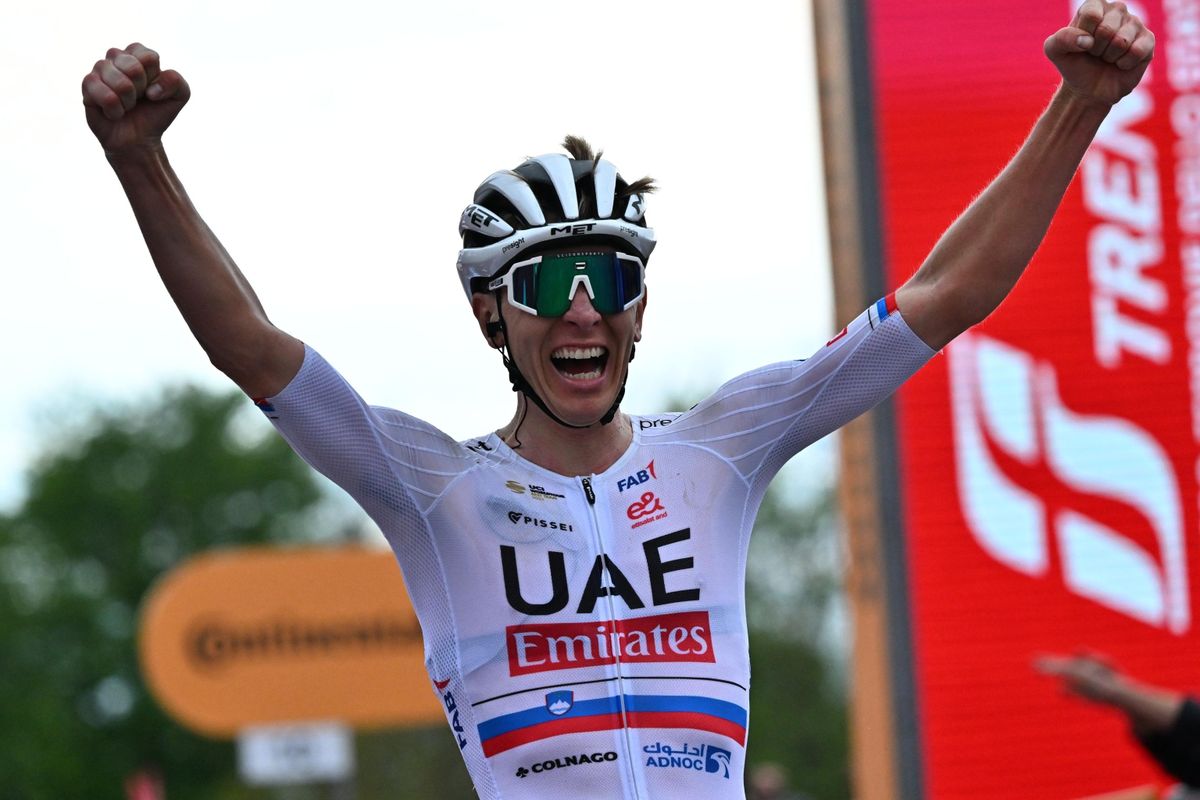Pogacar grijpt opnieuw de macht in de Tour de France: 'Ik wilde mijn tegenstanders een tik geven'