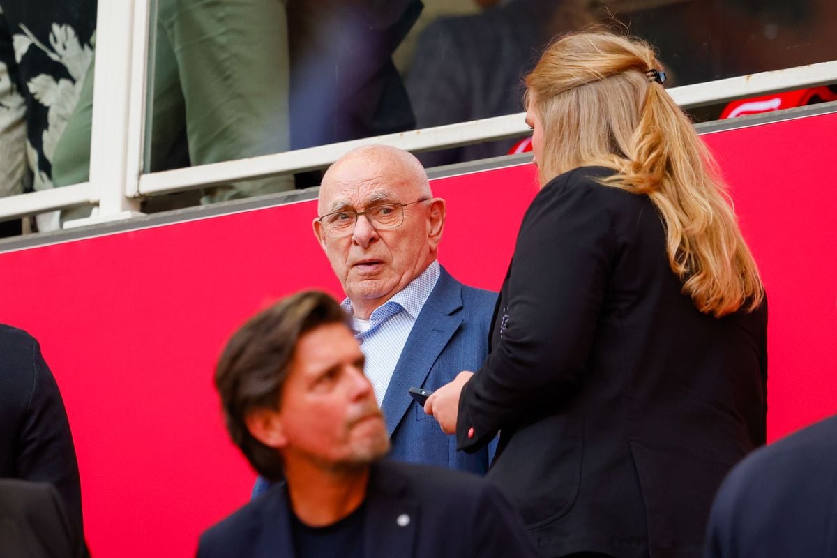 Van Praag zag ideale kandidaat voor directeurspositie Ajax, maar ving bot: 'Getackeld'
