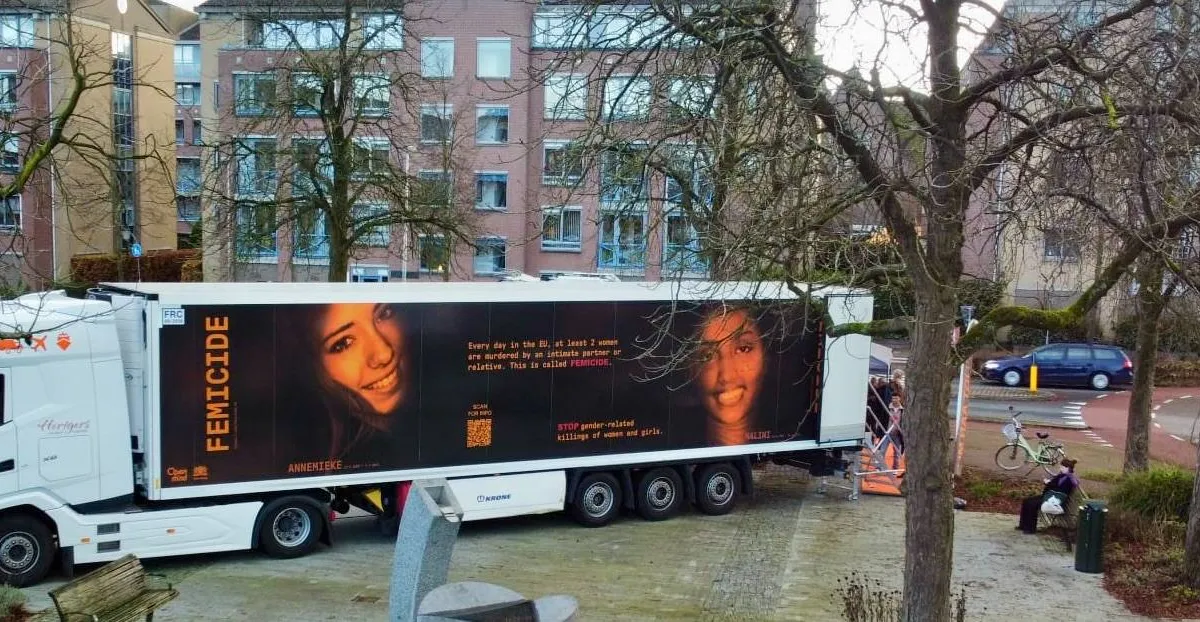 Vrachtwagenbioscoop FEMICIDE staat woensdag in Assen