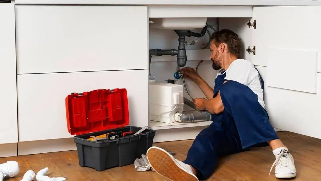 Controleer je huis: voorkom waterschade tijdens de vakantie