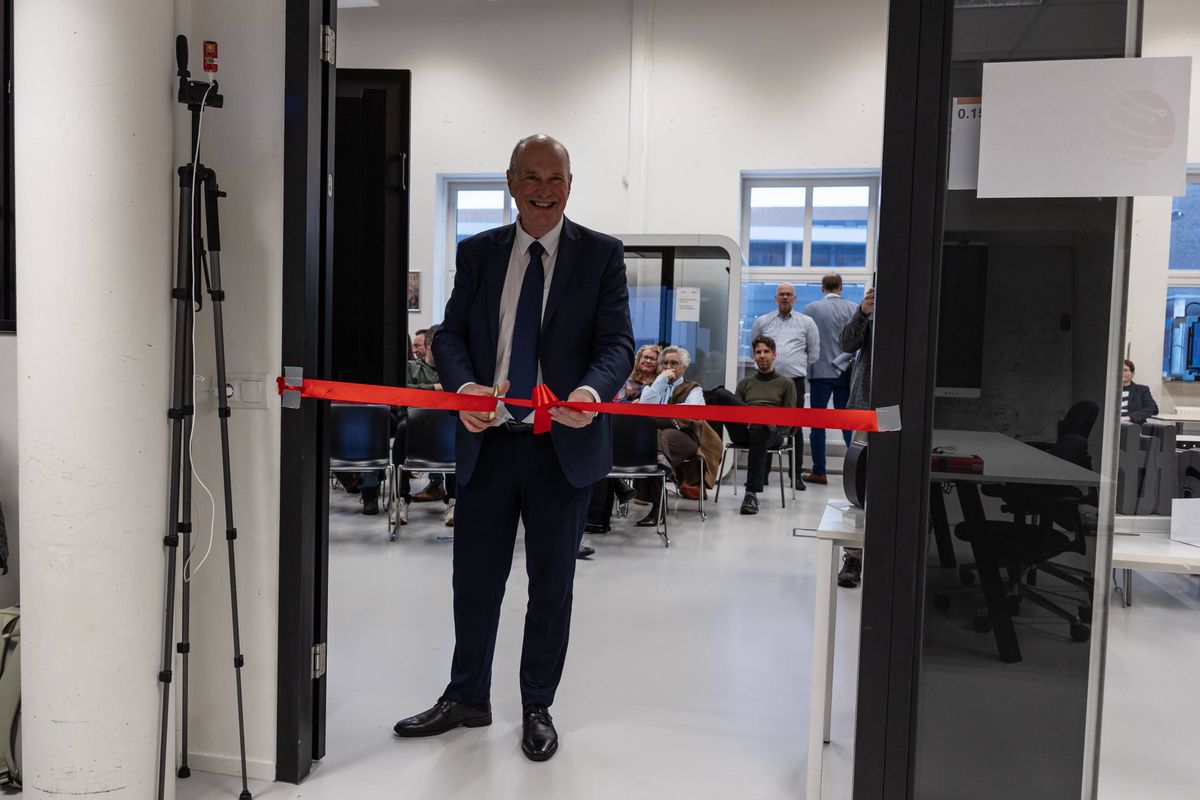 Hanze opent elektronicalaboratorium HealthNext in Assen