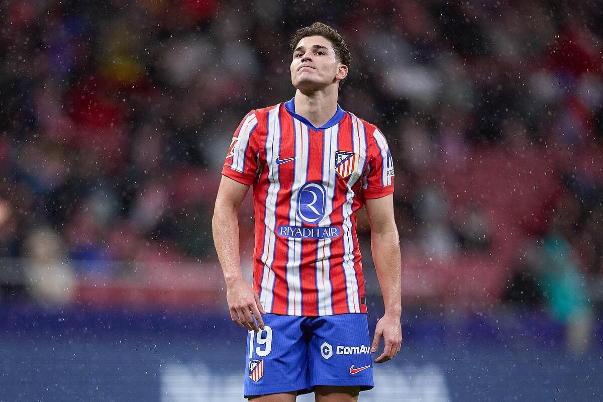 Dans le dur, Julian Alvarez appelle le PSG à l'aide