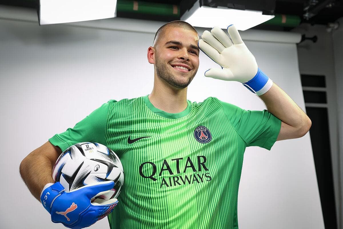 PSG : Lucas Chevalier répond à l'énorme polémique du like RN