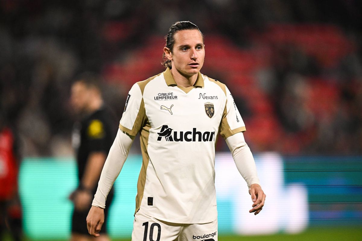 Lens : Walid Acherchour pris pour cible, il riposte