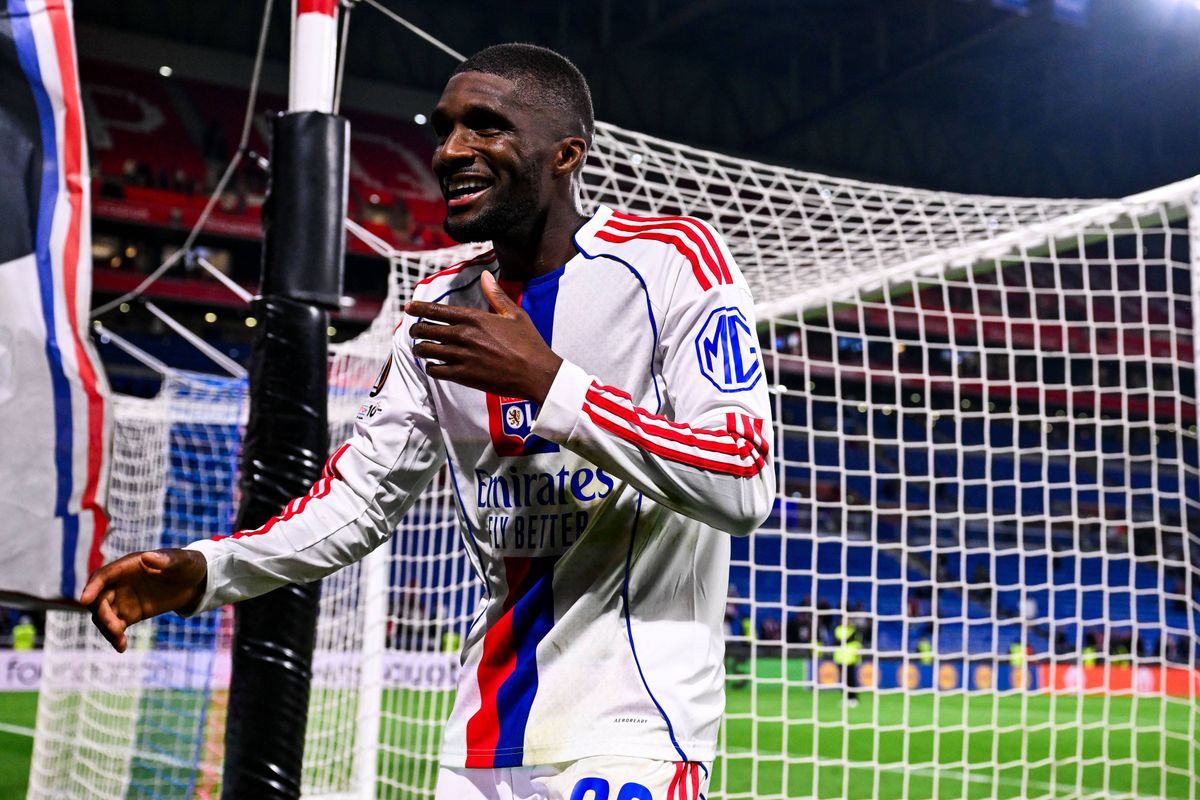 « Pas mal de retournements de veste », ce joueur de l'OL contre-attaque