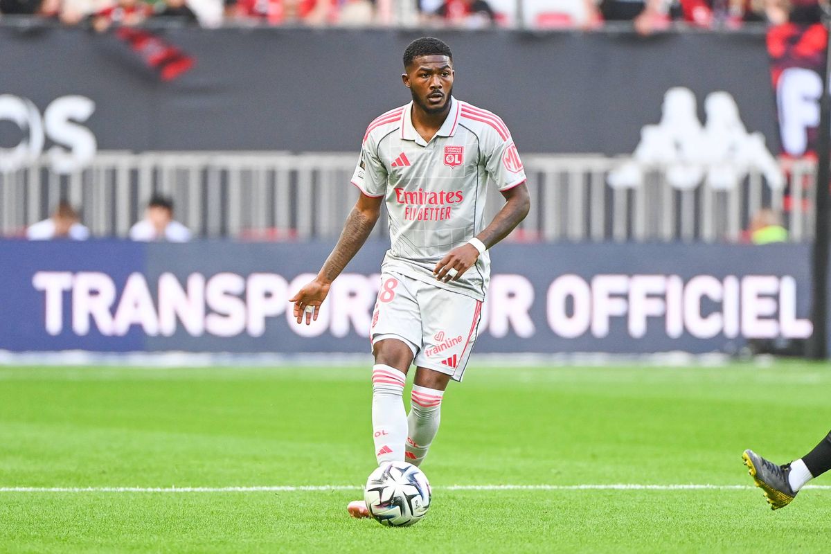 OL : Ainsley Maitland-Niles, le banc de touche l'attend