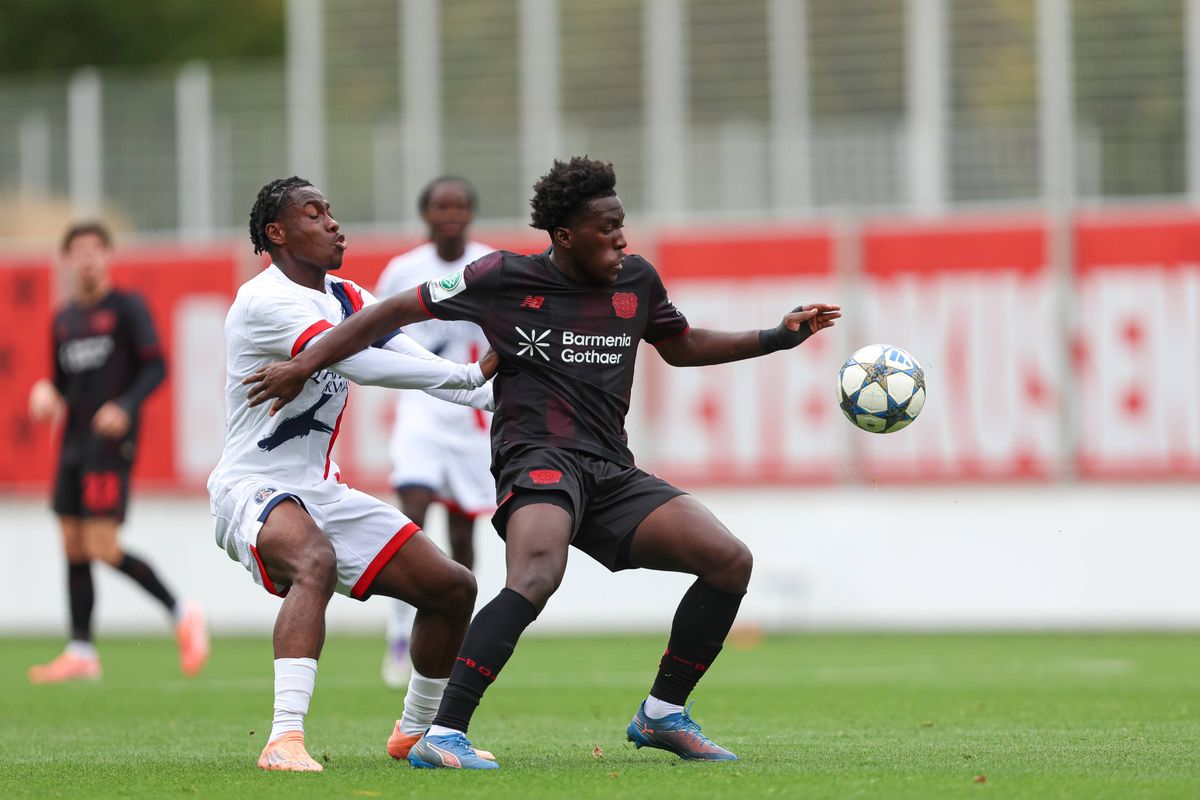 PSG : Le vrai remplaçant de Hakimi s'échauffe