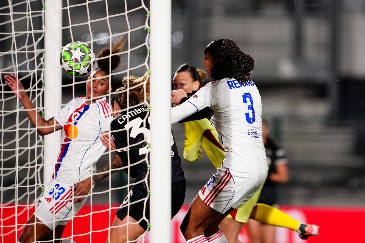 LdC fém. : L'OL fait un miracle et sauve un point