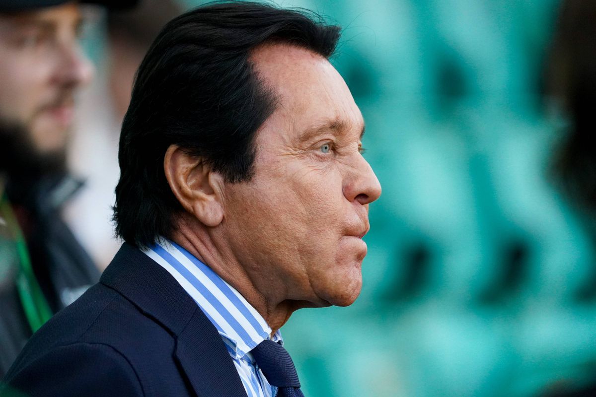 Un mercato de folie pour éviter la Ligue 2, Nantes est bouillant