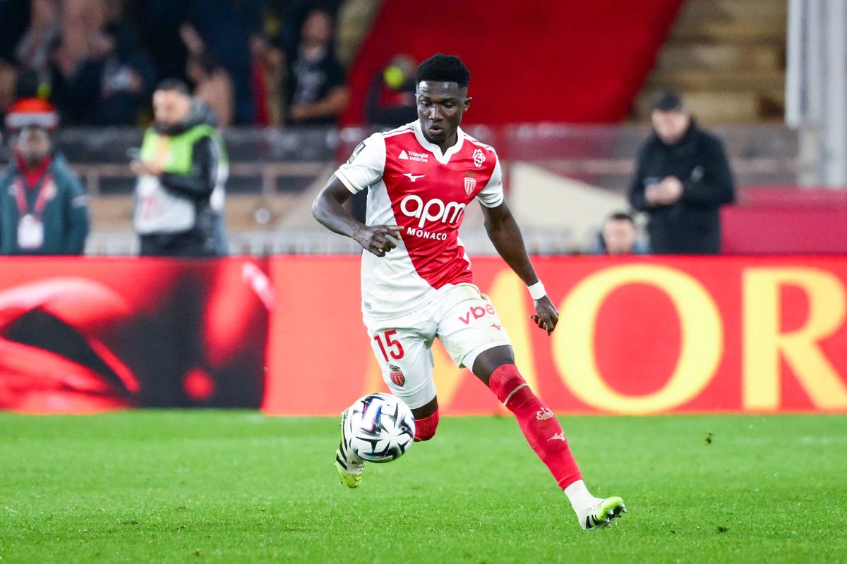 Il a fait très mal à Chevalier, la Premier League le veut