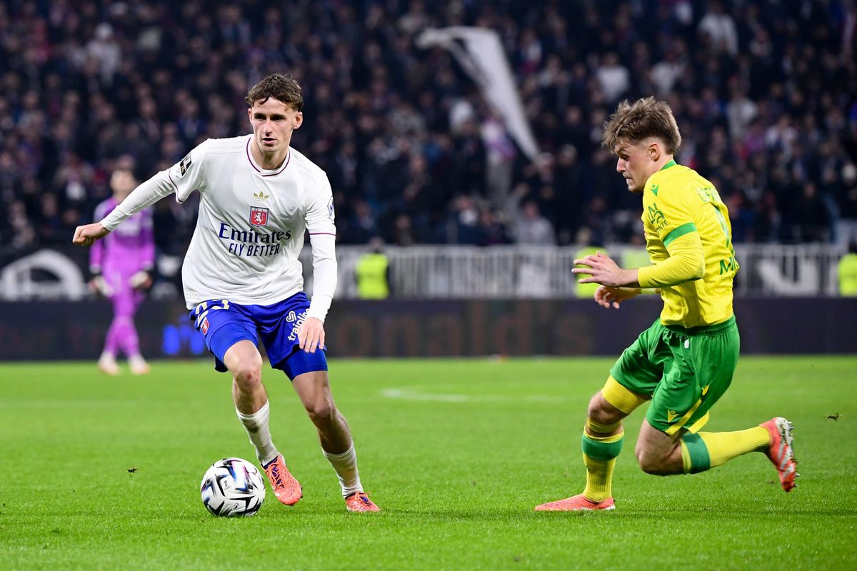 OL : Kang fait aussi bien que Textor sans argent