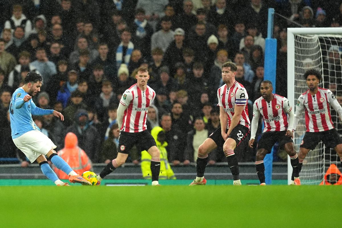 Ang : Cherki envoie City en demi de la League Cup