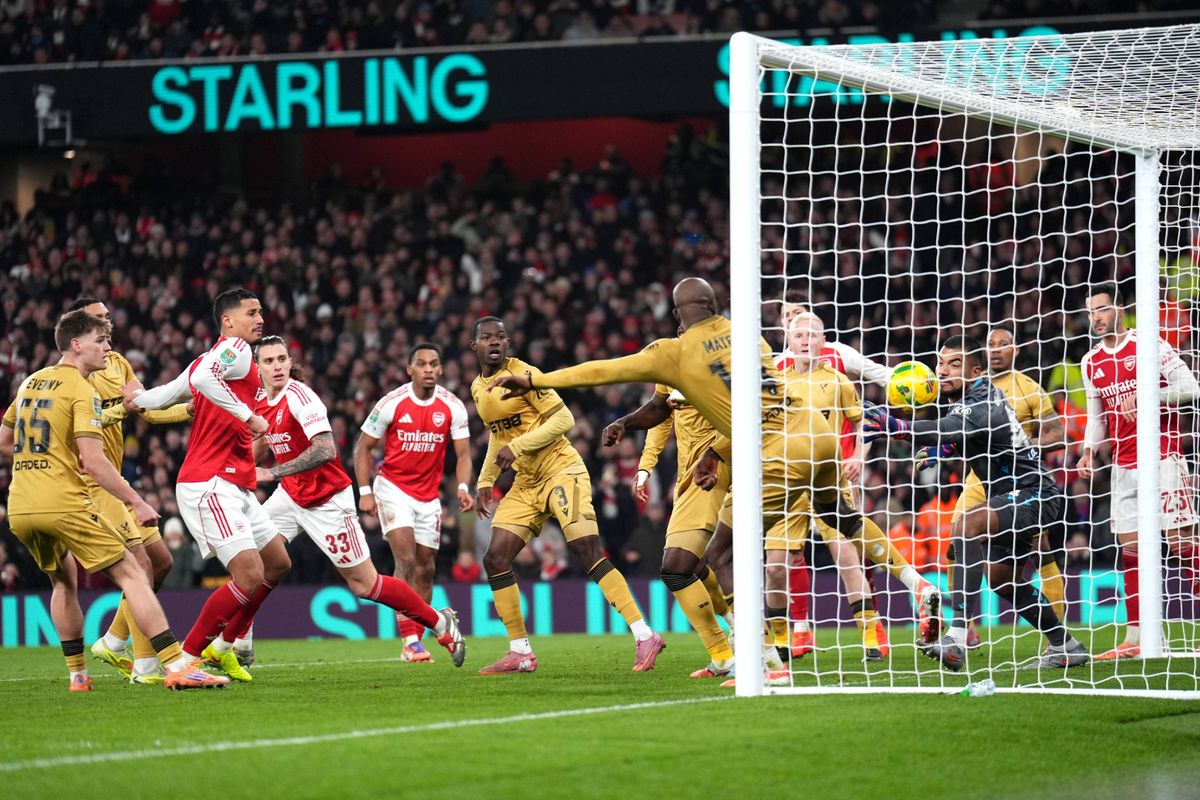 Cpe : Arsenal aidé par un Français, direction les demies