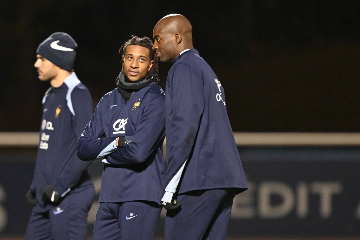 L'AC Milan pique Mateta en pleine nuit