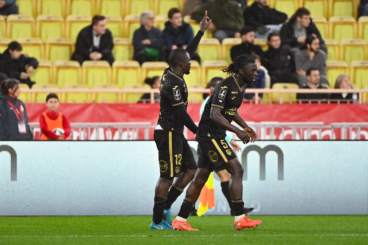L1 : Lorient enfonce un faible Monaco