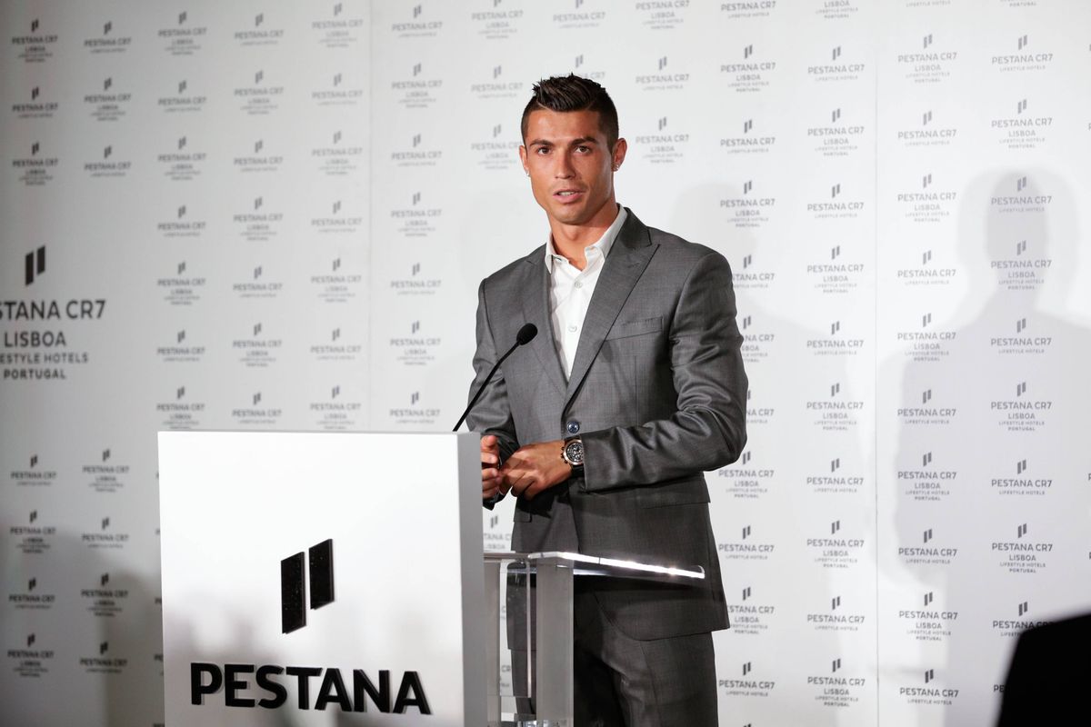 Cristiano Ronaldo investit des millions d'euros à Paris