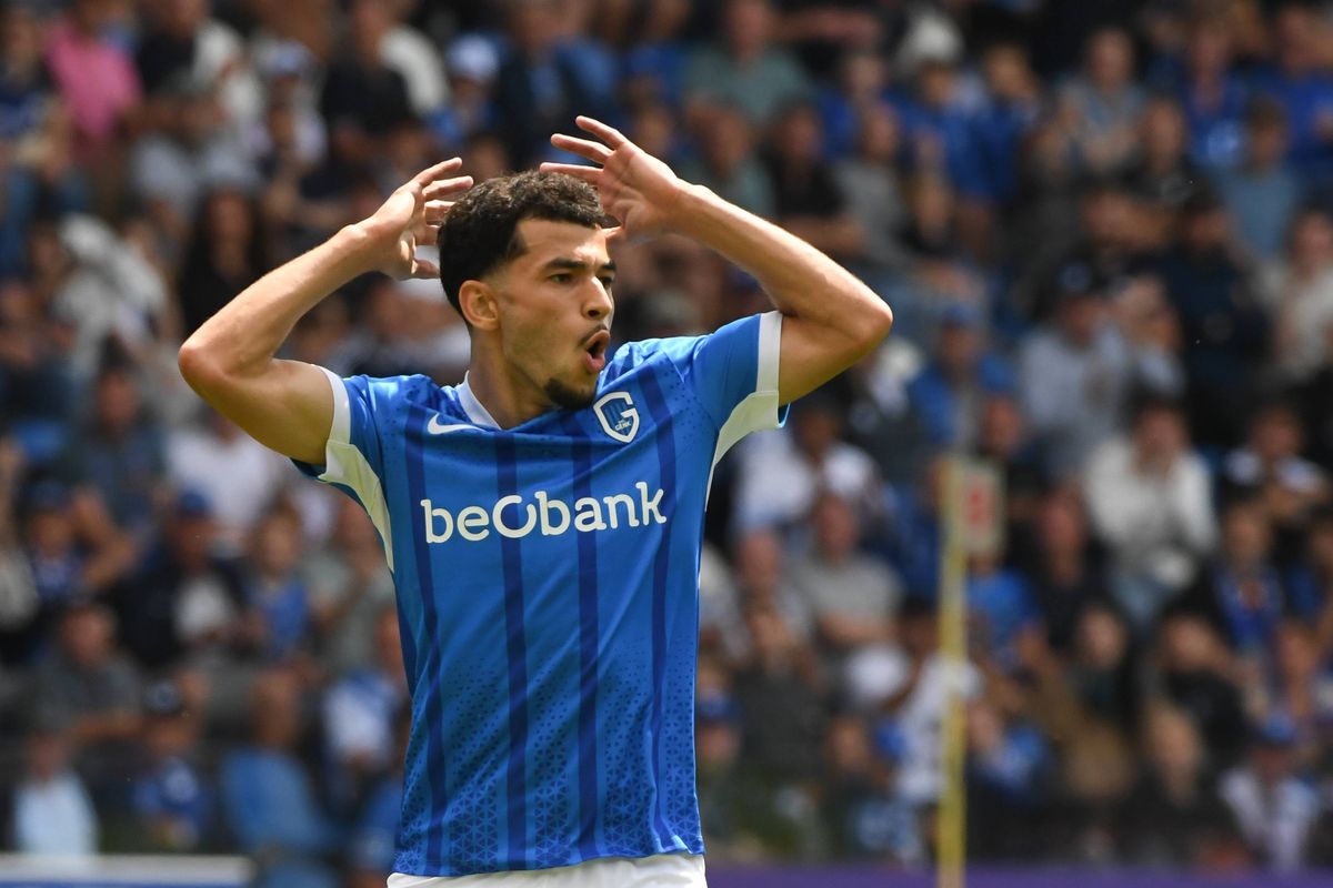 L'OM et l'OL se battent pour un défenseur marocain