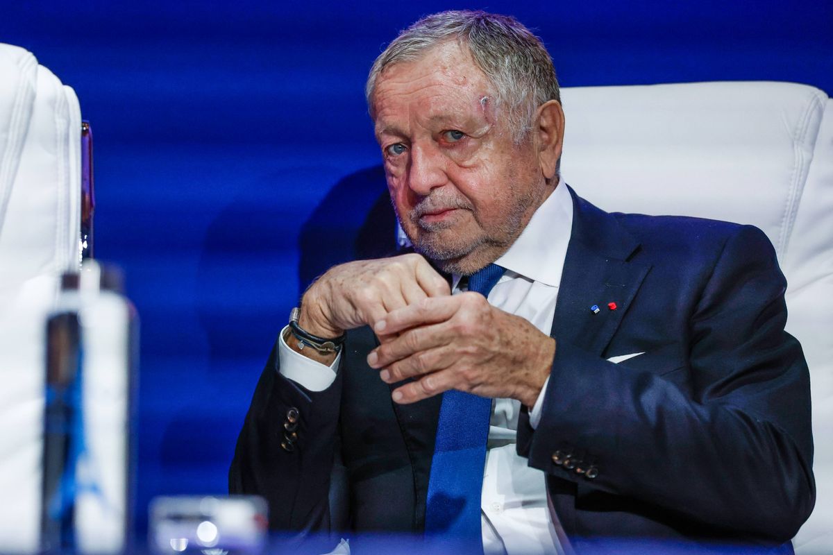 Le candidat Aulas se fait taper sur les doigts par la FFF