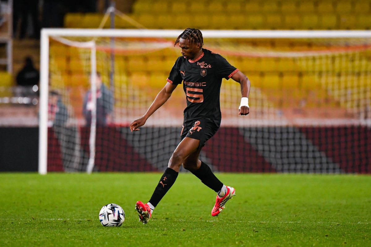 Rennes : Liverpool met 72 ME pour Jacquet