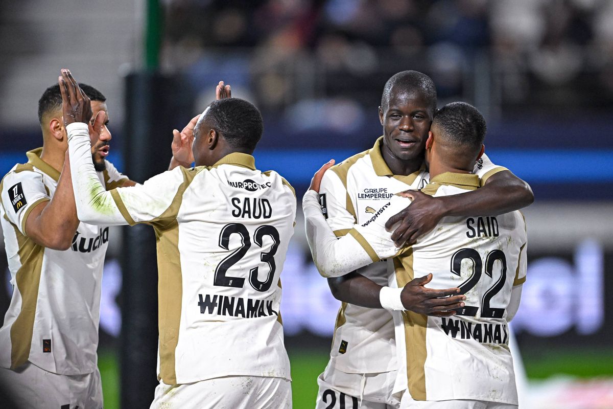 Lens riposte face à la menace OM au mercato