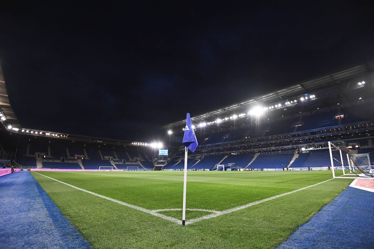 Strasbourg - OL : les compos (20h45 sur Ligue 1+)