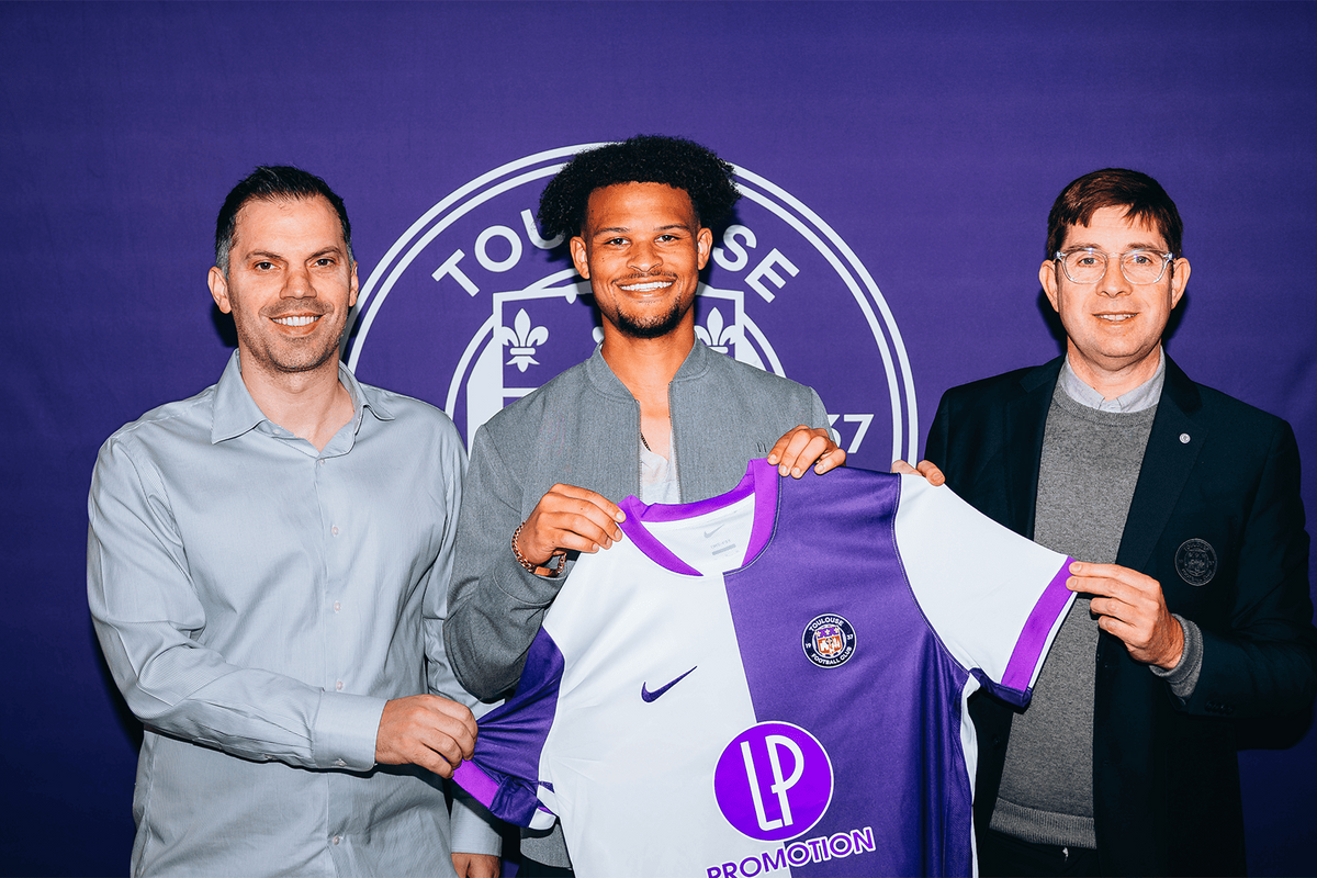 Toulouse s'offre un attaquant international canadien