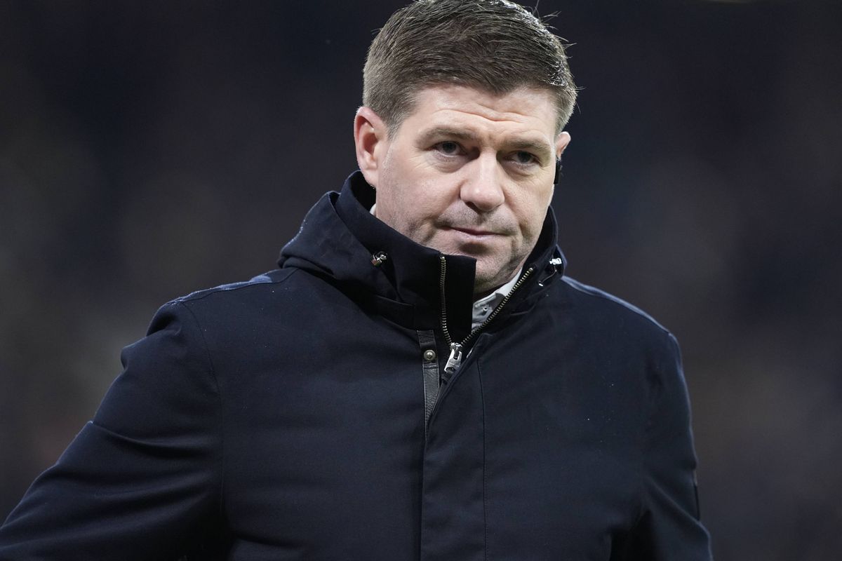 Liverpool : Steven Gerrard attend un coup de fil