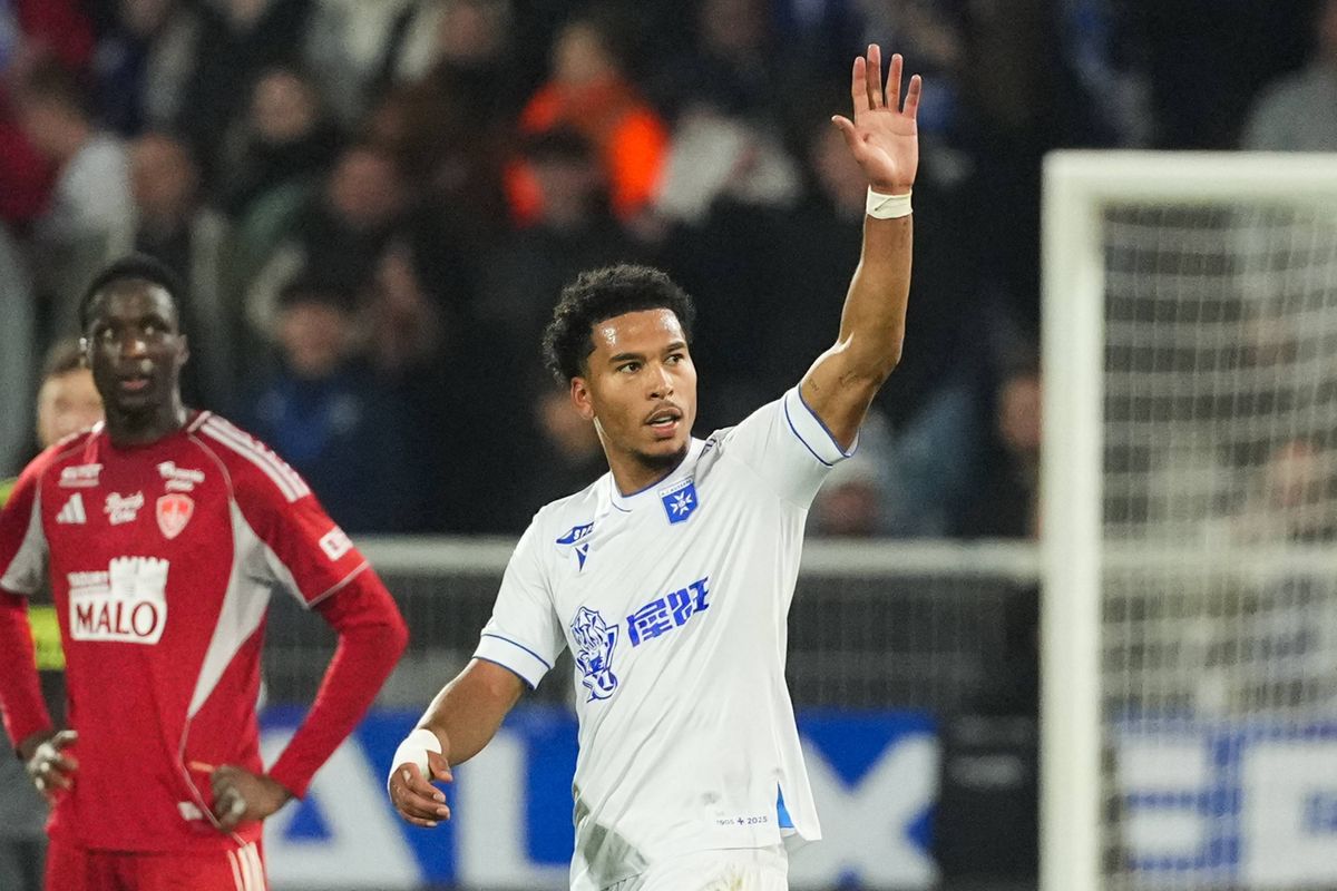 L1 : A 10, Auxerre reprend totalement espoir