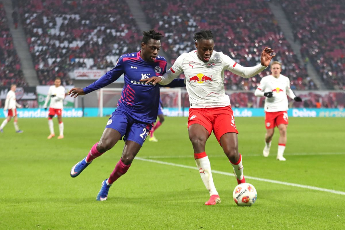 OL : Castello Lukeba gêne le mercato lyonnais