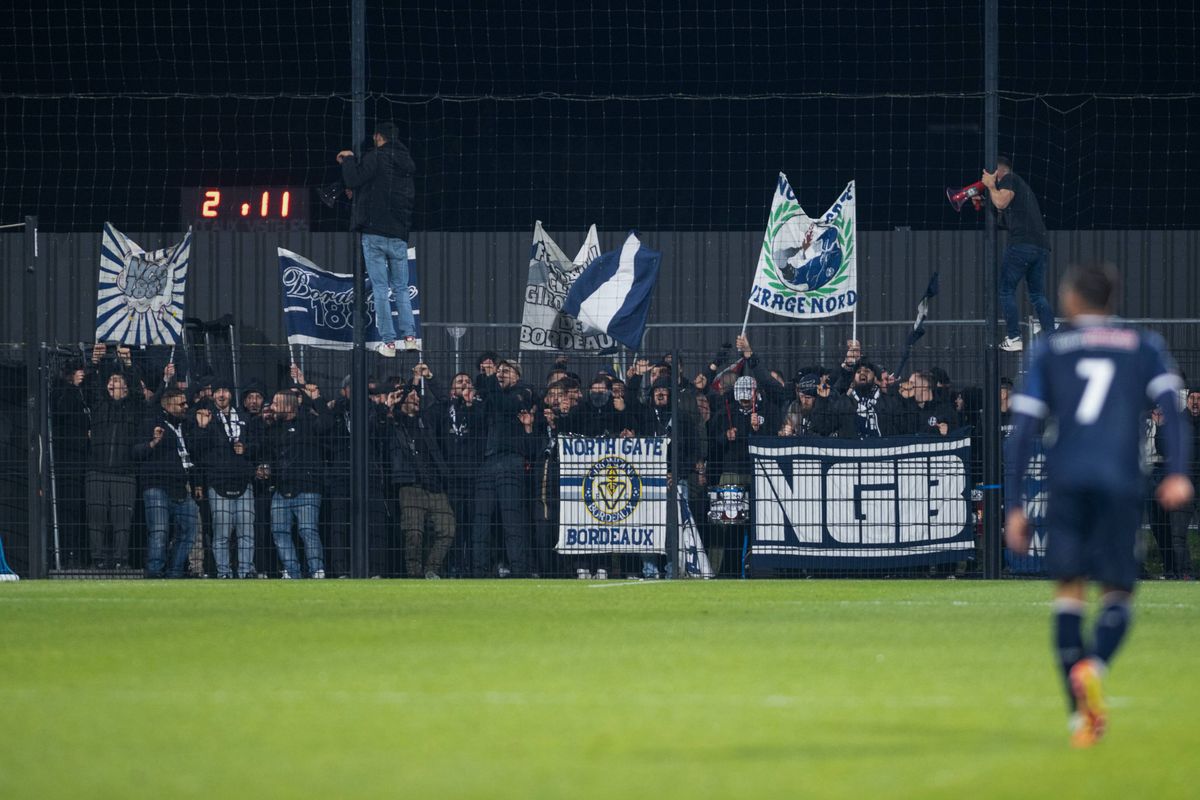 Des supporters bordelais se comportent comme des voyous à Locminé