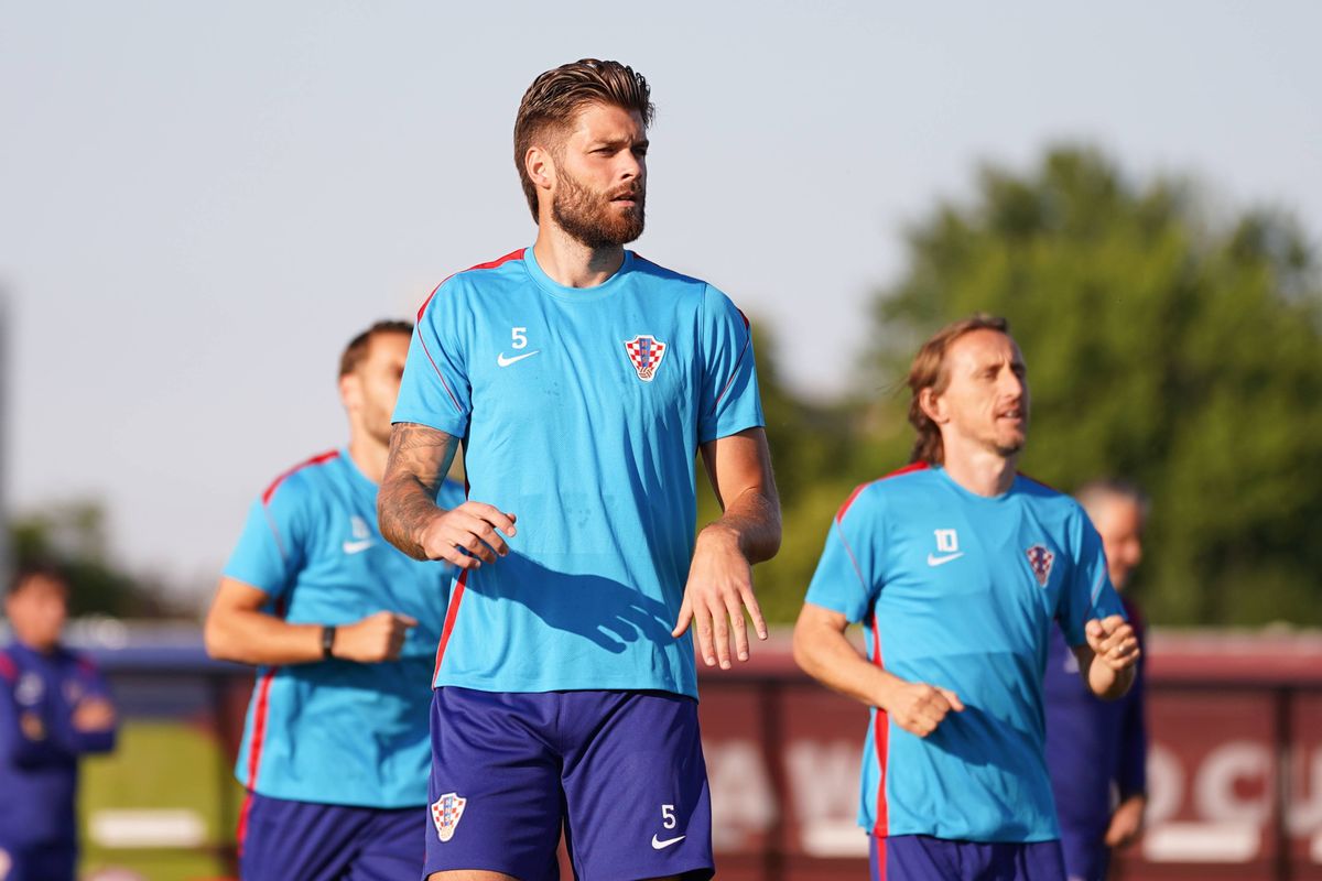 Deux prêts et une résiliation de contrat, l'OL s'active