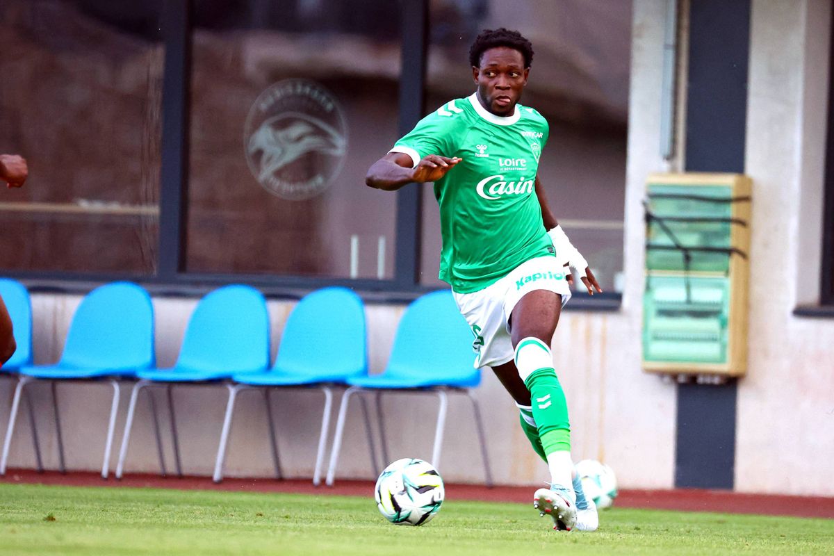 Officiel : L'ASSE envoie Annan en Roumanie