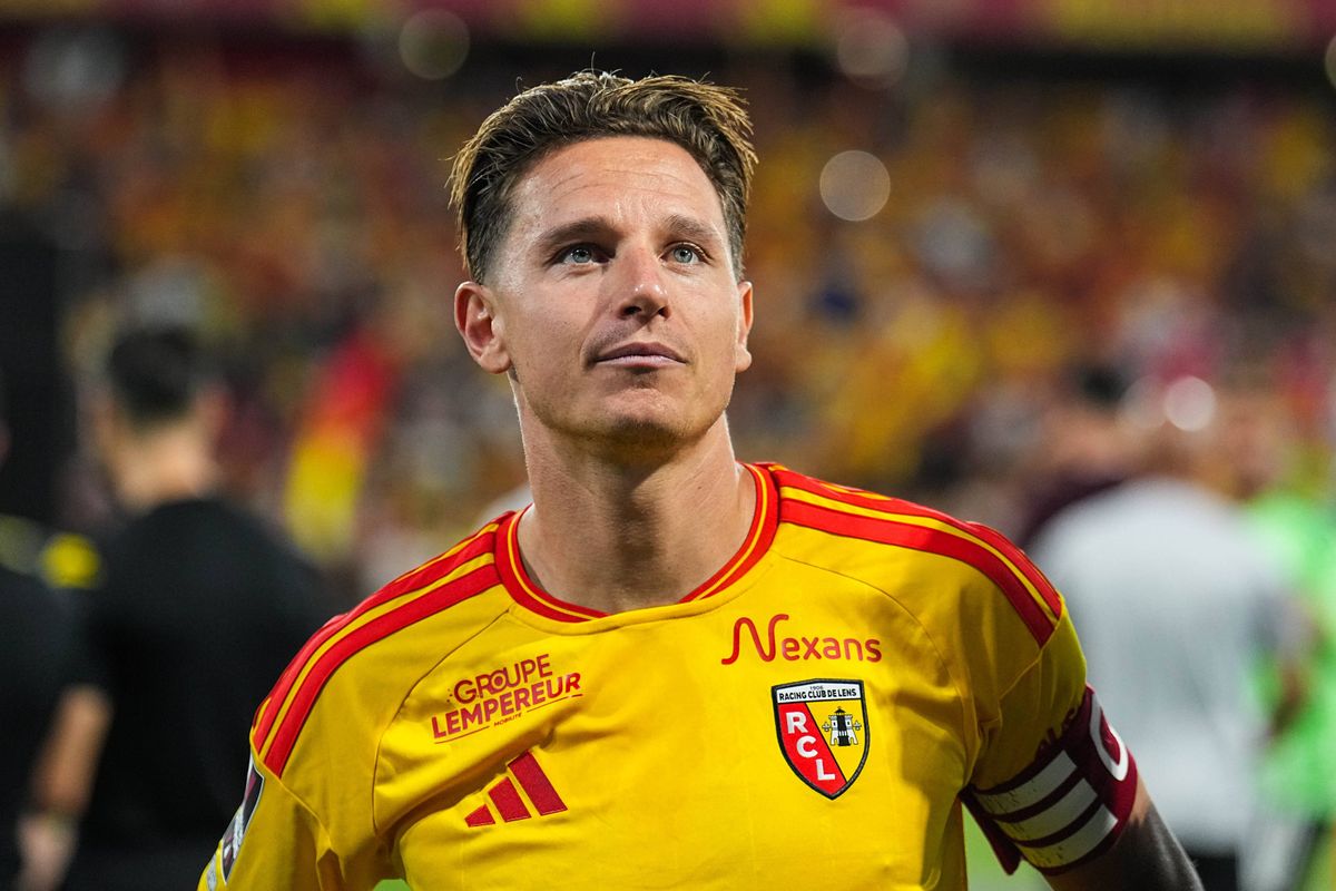L1 : L'arbitre et la VAR offrent un penalty à Lens