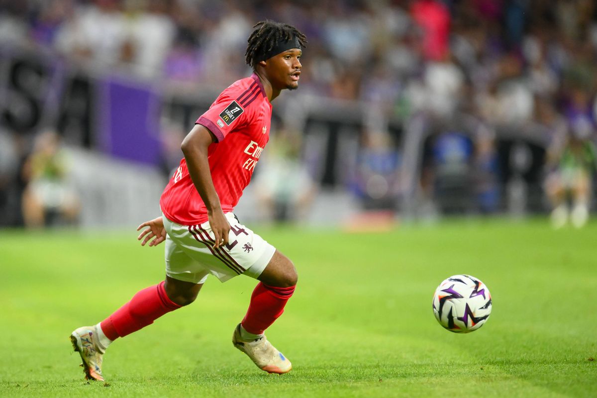 OL : Duranville pas au niveau, Fonseca le sanctionne