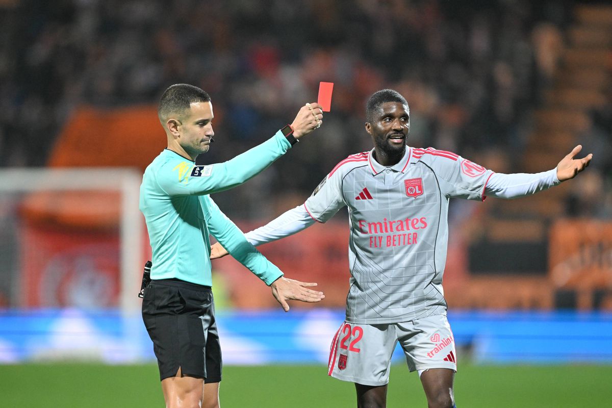 L'arbitre d'OL-Rennes dévoilé, mauvaise nouvelle pour Lyon