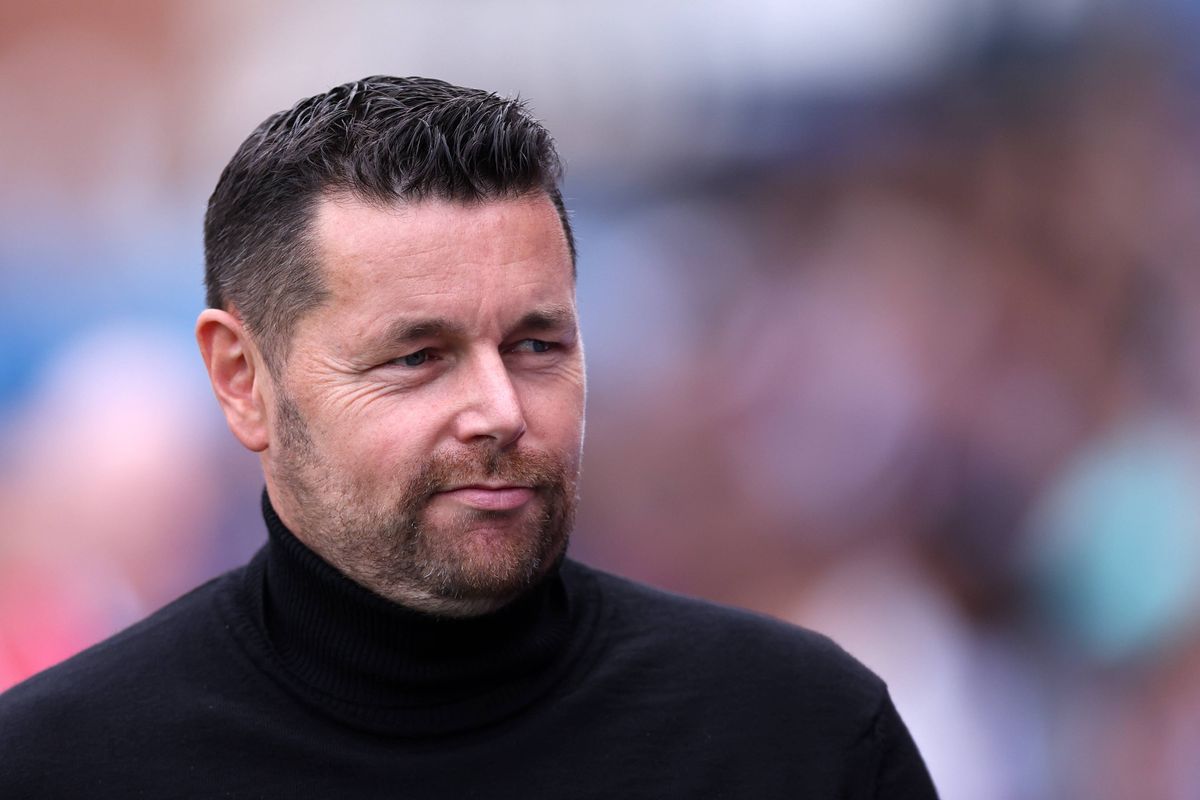 PL : Pierre Sage menacé et renvoyé à l'OL