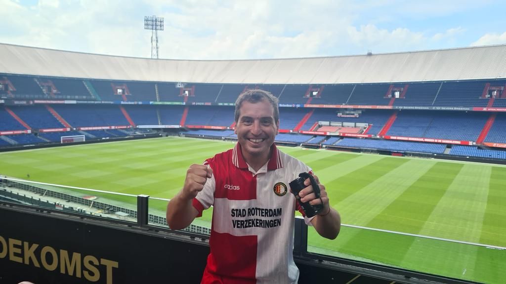 Argentijnse Feyenoorder voor het eerst in De Kuip