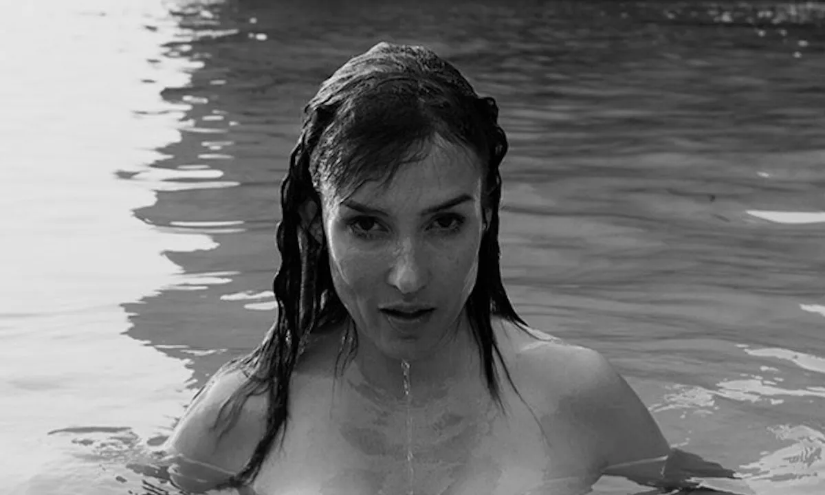 Pikant! Katja Schuurman gaat uit de kleren voor Instagram en hoopt op ...