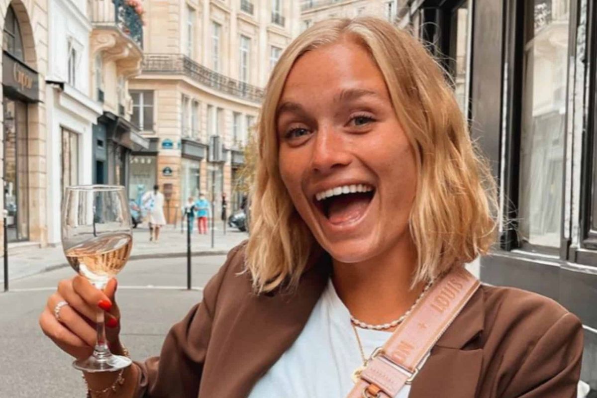 Julie Vermeire toont zich trots in bikini "Wat een prachtig lichaam"