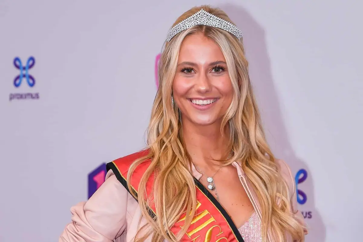 Ex-Miss België Celine Van Ouytsel breekt met haar vriend: 