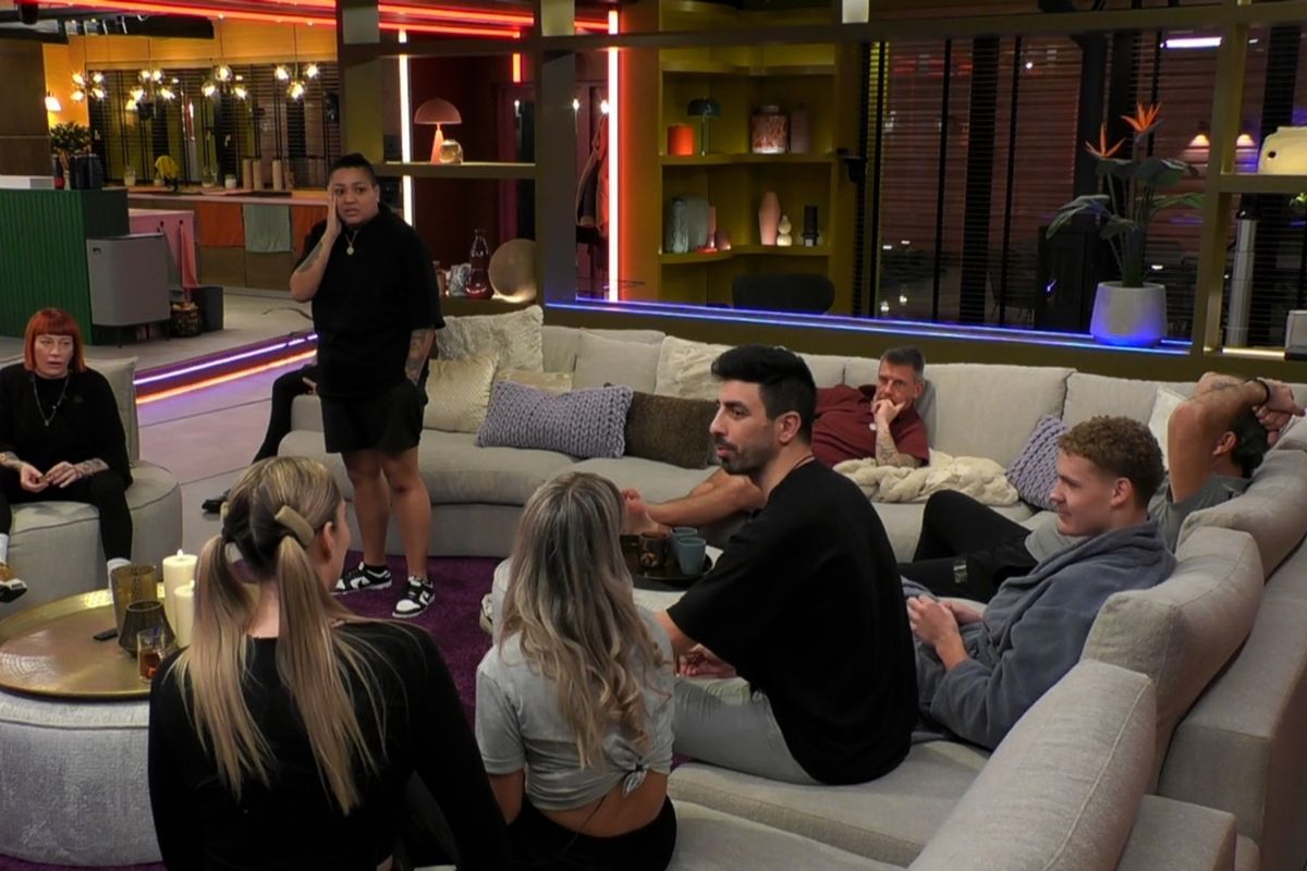 'Big Brother'kijkers zijn het kotsbeu en willen dat bewoner vertrekt 'Big Brother'kijkers zijn het kotsbeu en willen dat bewoner vertrekt