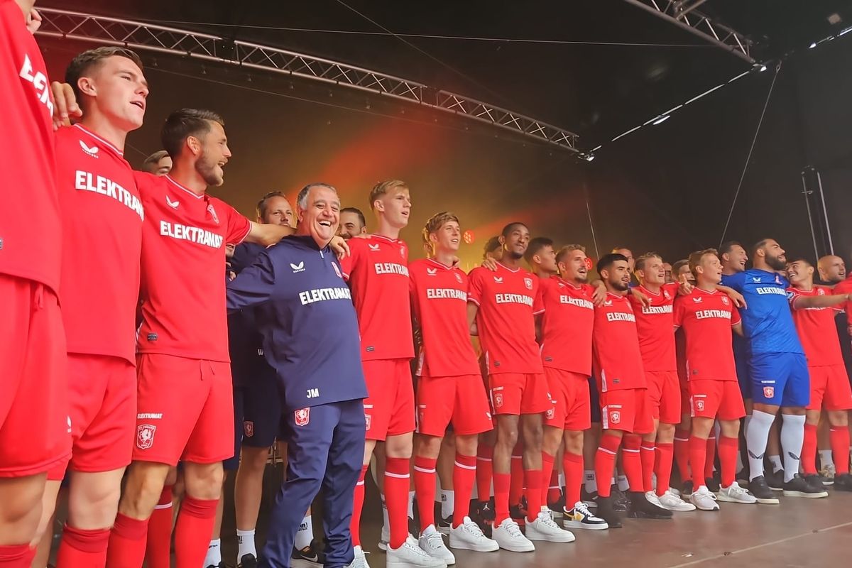 Aftermovie Dit was de Open Dag van FC Twente 2023 Aftermovie Dit was de Open Dag van FC Twente 2023